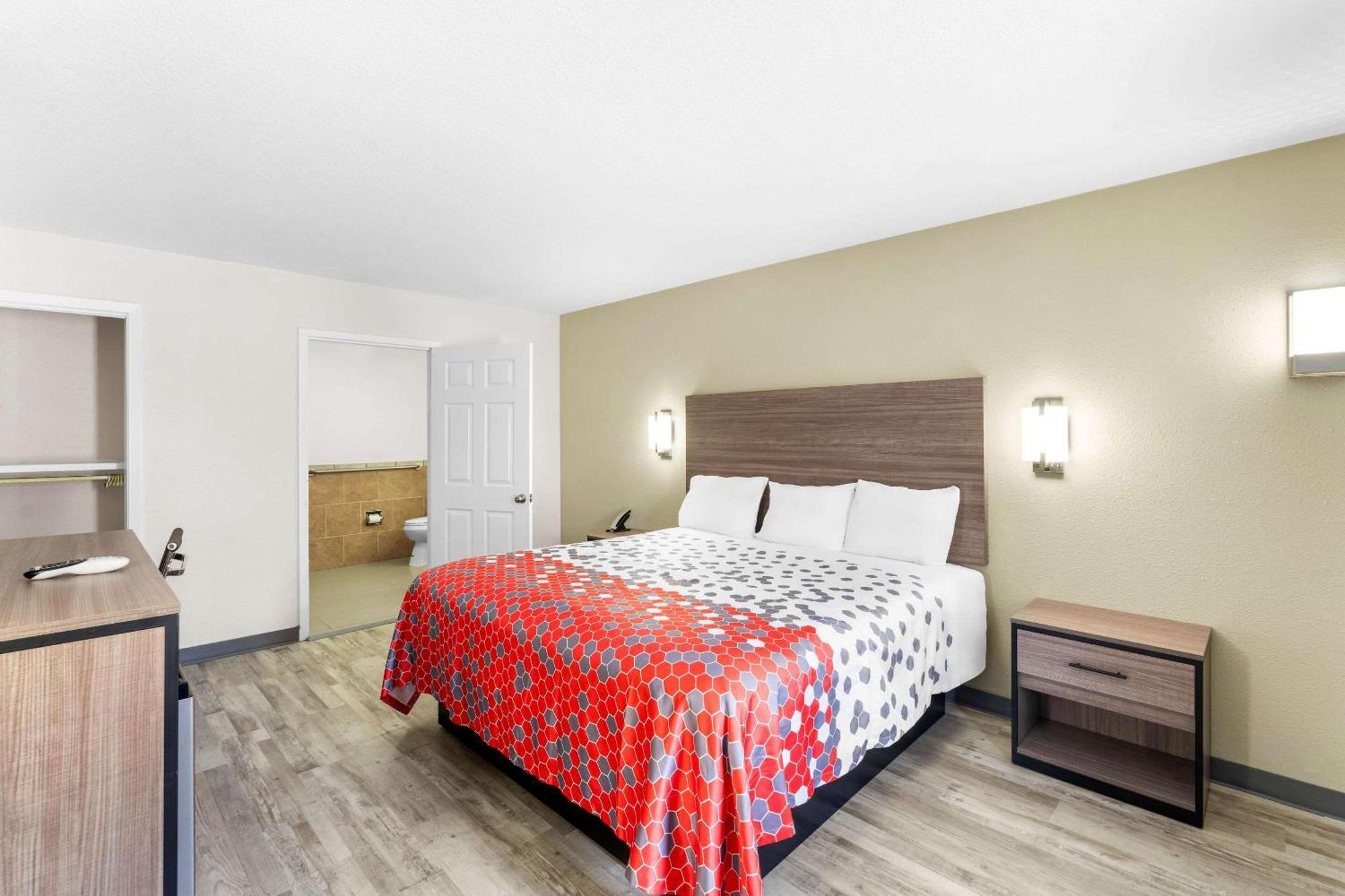 Econo Lodge Inn & Suites Ocean Springs - Biloxi Buitenkant foto