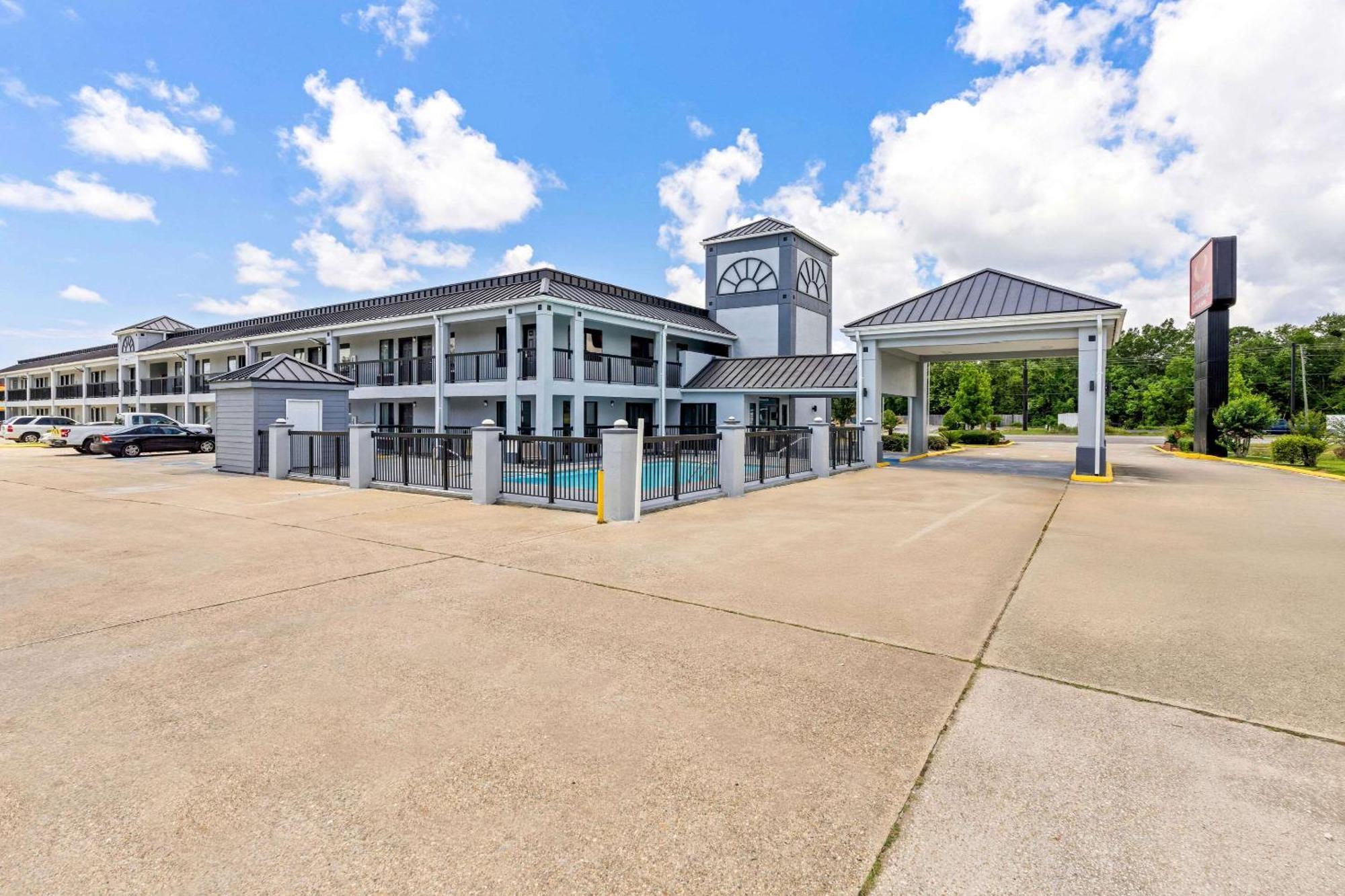 Econo Lodge Inn & Suites Ocean Springs - Biloxi Buitenkant foto