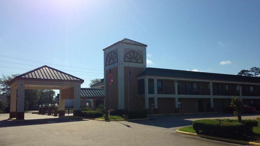 Econo Lodge Inn & Suites Ocean Springs - Biloxi Buitenkant foto